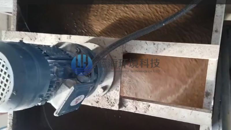 廣西仙鶴新材料丨低壓+高壓帶式污泥脫水機(jī)，干度達(dá)45%